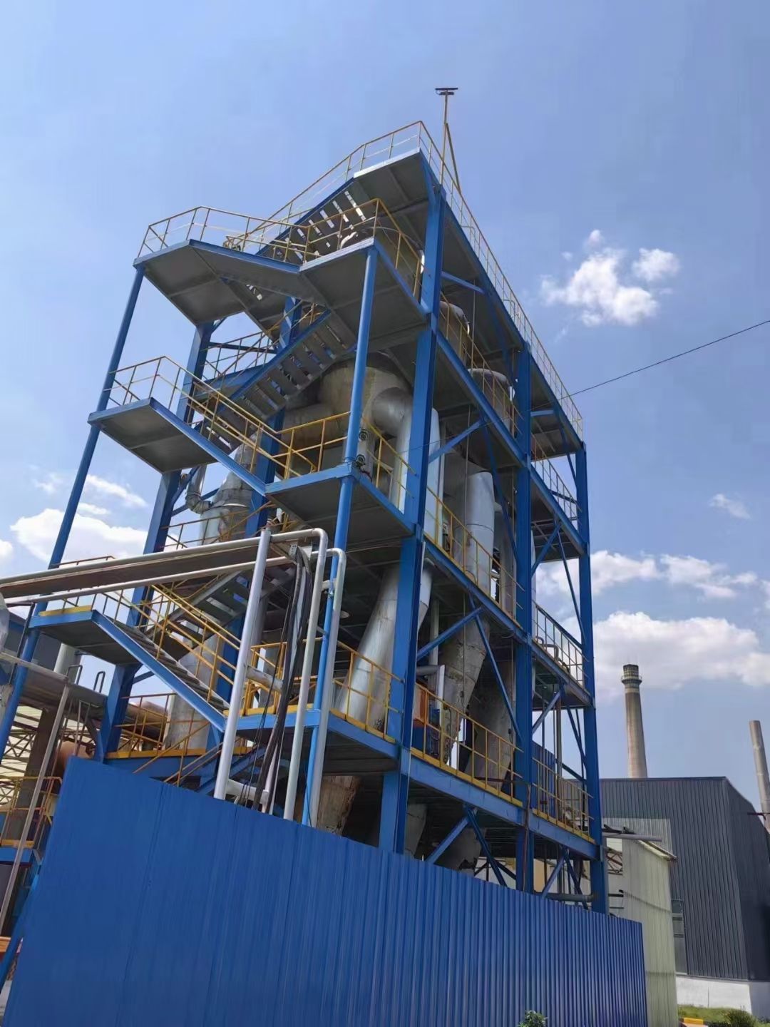 转让二手强制循环蒸发器 一套三效15吨材质316L强制循环蒸发器