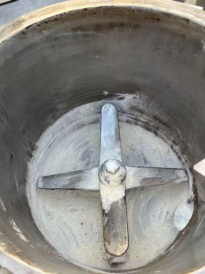 转让二手高速混合机 一台容积100L可控温电加热立式高速混合机