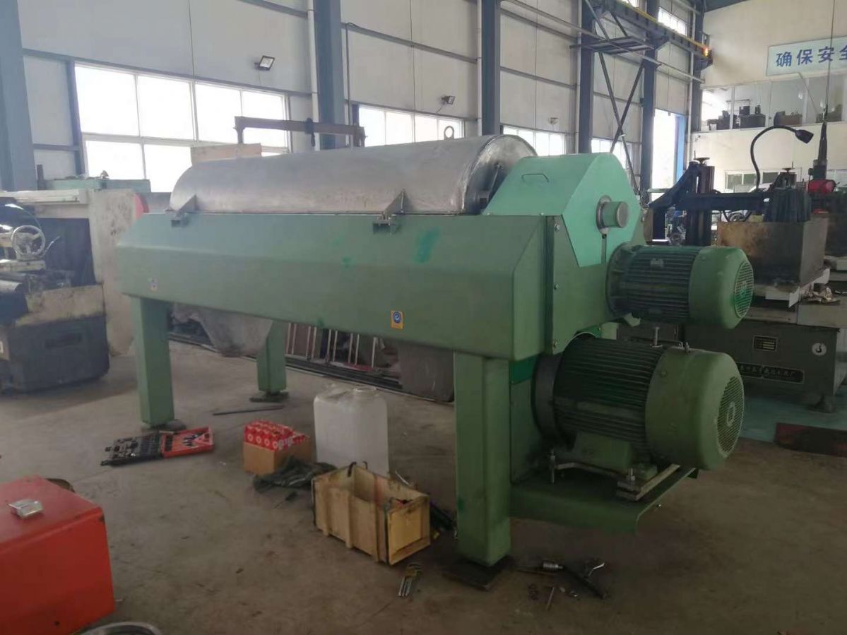 转让二手卧螺离心机 一台501型进口韦斯伐里亚卧螺沉降离心机