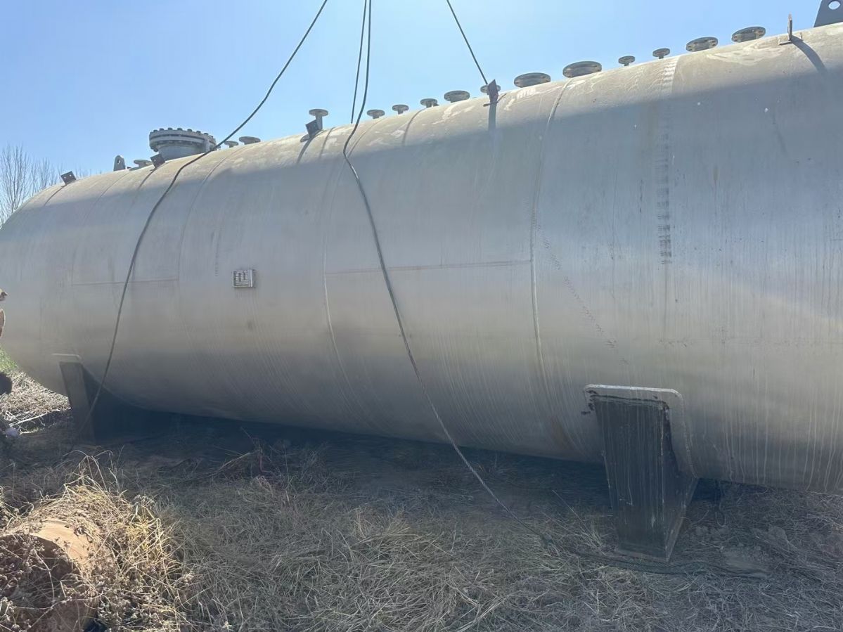 转让二手环氧乙烷储罐 两台容积48立方不锈钢卧式环氧乙烷储罐