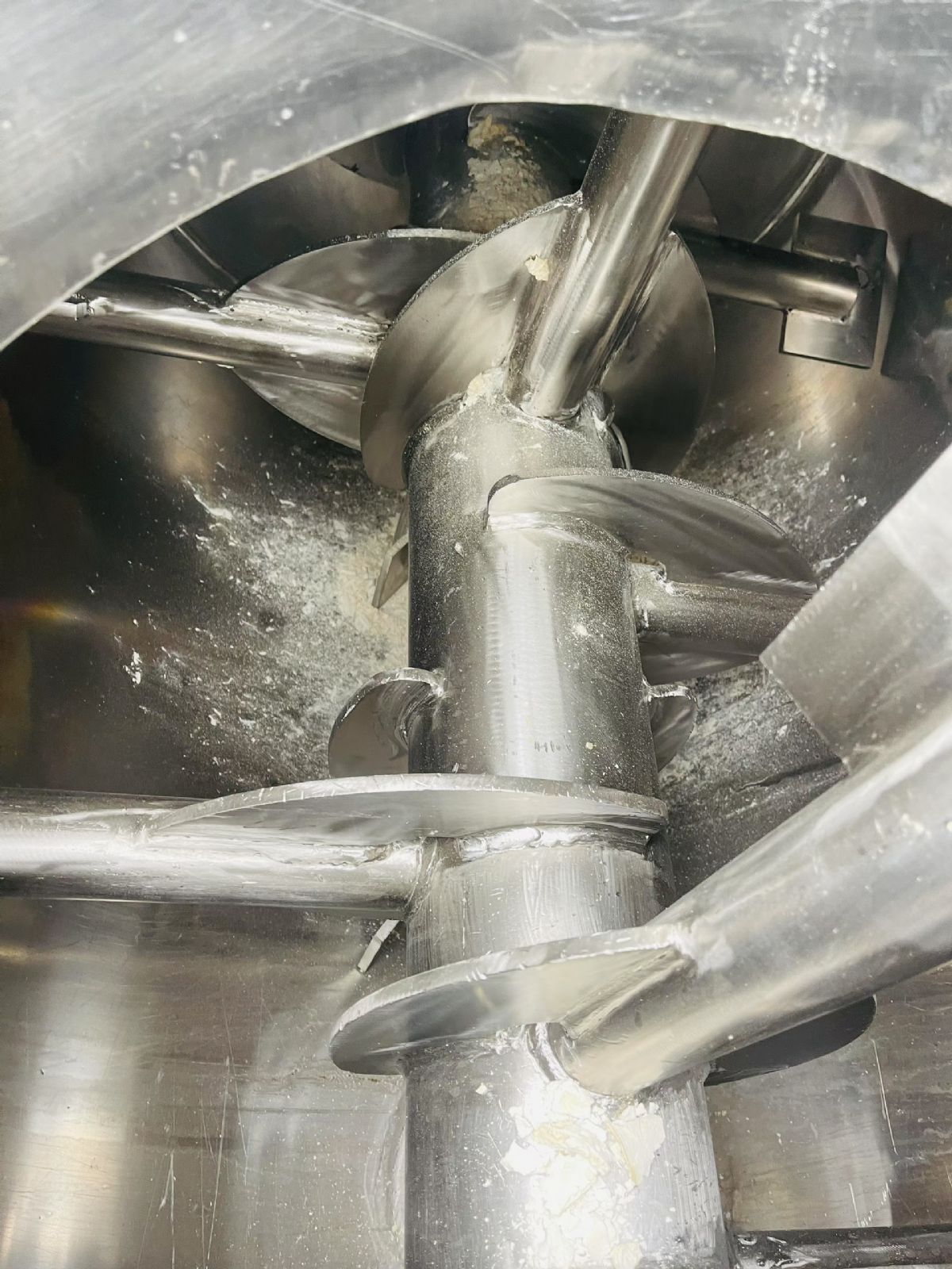 转让二手耙式干燥机 一台容积2000升常州益民产轴加热重型耙式干燥机