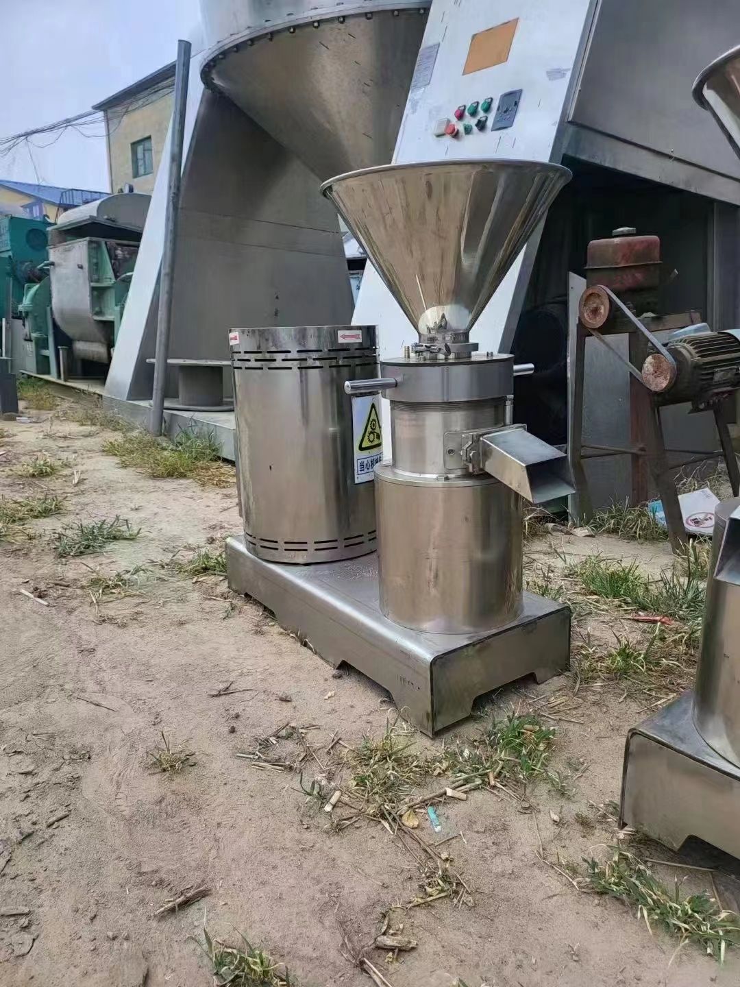 转让二手胶体磨 两台11千瓦全不锈钢立式胶体磨