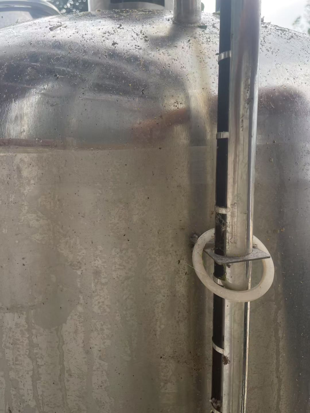 转让二手不锈钢搅拌罐 一台容积1000升食品级电加热抛光不锈钢搅拌罐