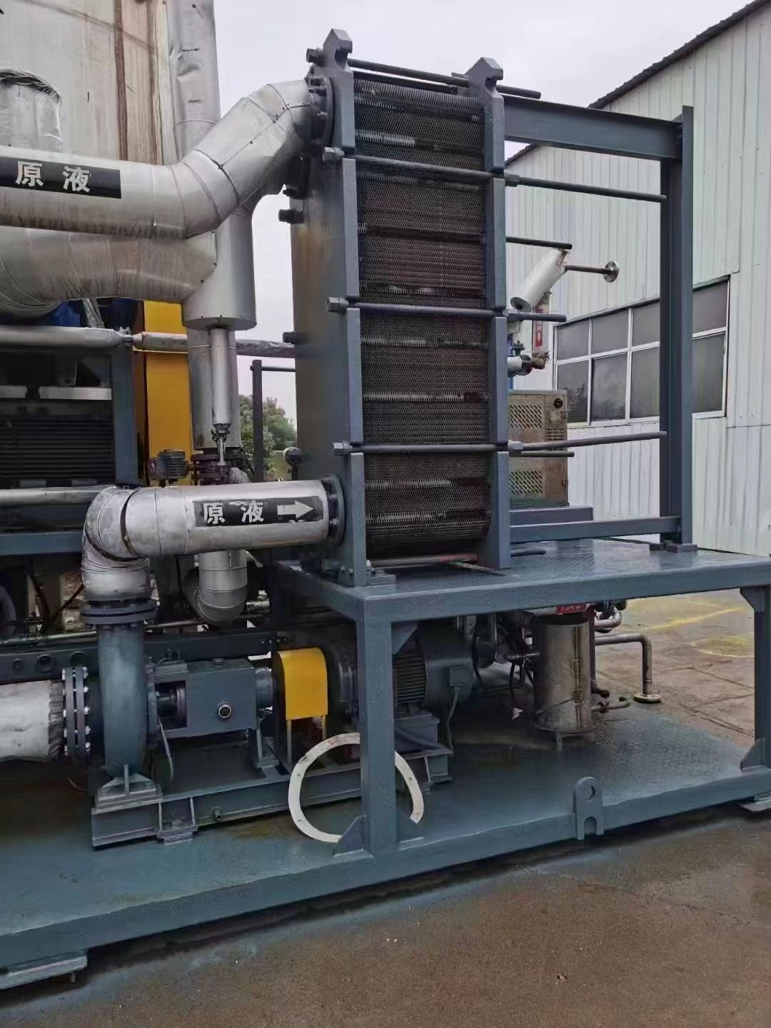 转让二手MVR蒸发器 一套处理量2吨钛材撬装式MVR蒸发器