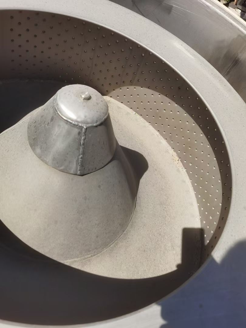 转让二手平板离心机 一台1000型赛德力产钛材质平板密闭离心机