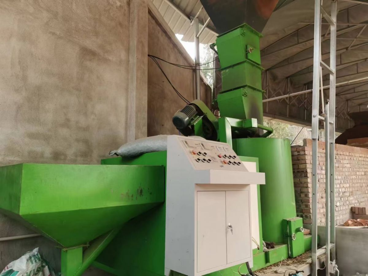 转让二手滚筒烘干机 一套1.8米X20米锯末滚筒烘干机