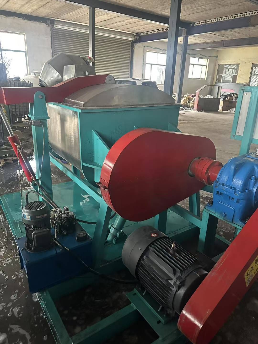 转让二手捏合机 一台容积500升液压翻缸翻盖捏合机