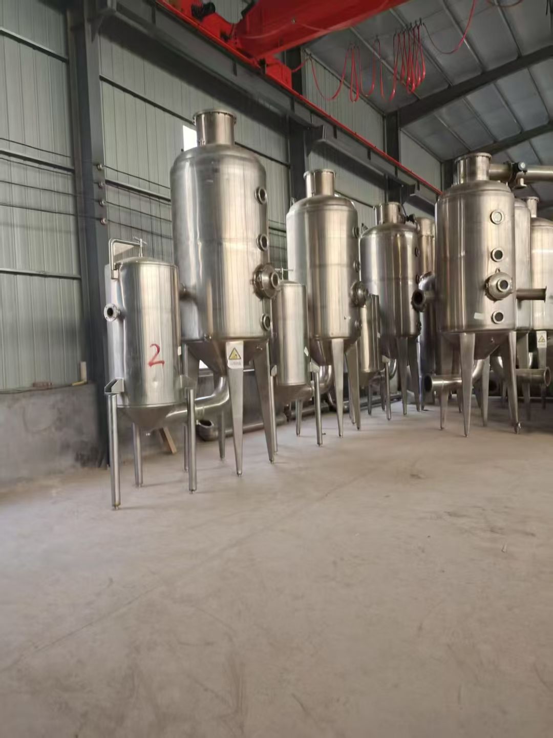 转让二手浓缩蒸发器 一套三效3吨食品级抛光浓缩蒸发器