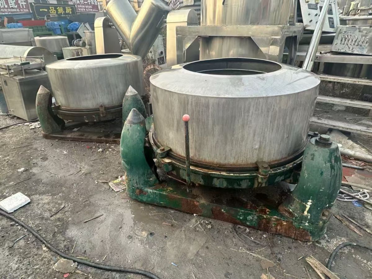 转让二手三足离心机 两台直径1米型脱水三足离心机