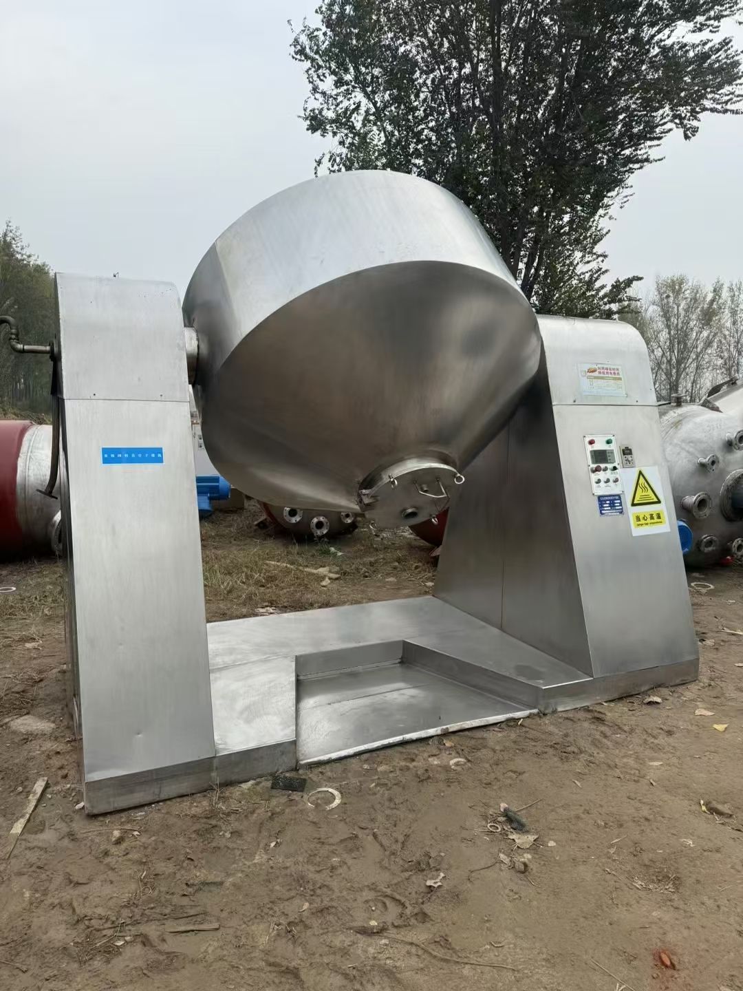 转让二手双锥干燥机 容积2000L-4000L不锈钢真空回转双锥干燥机