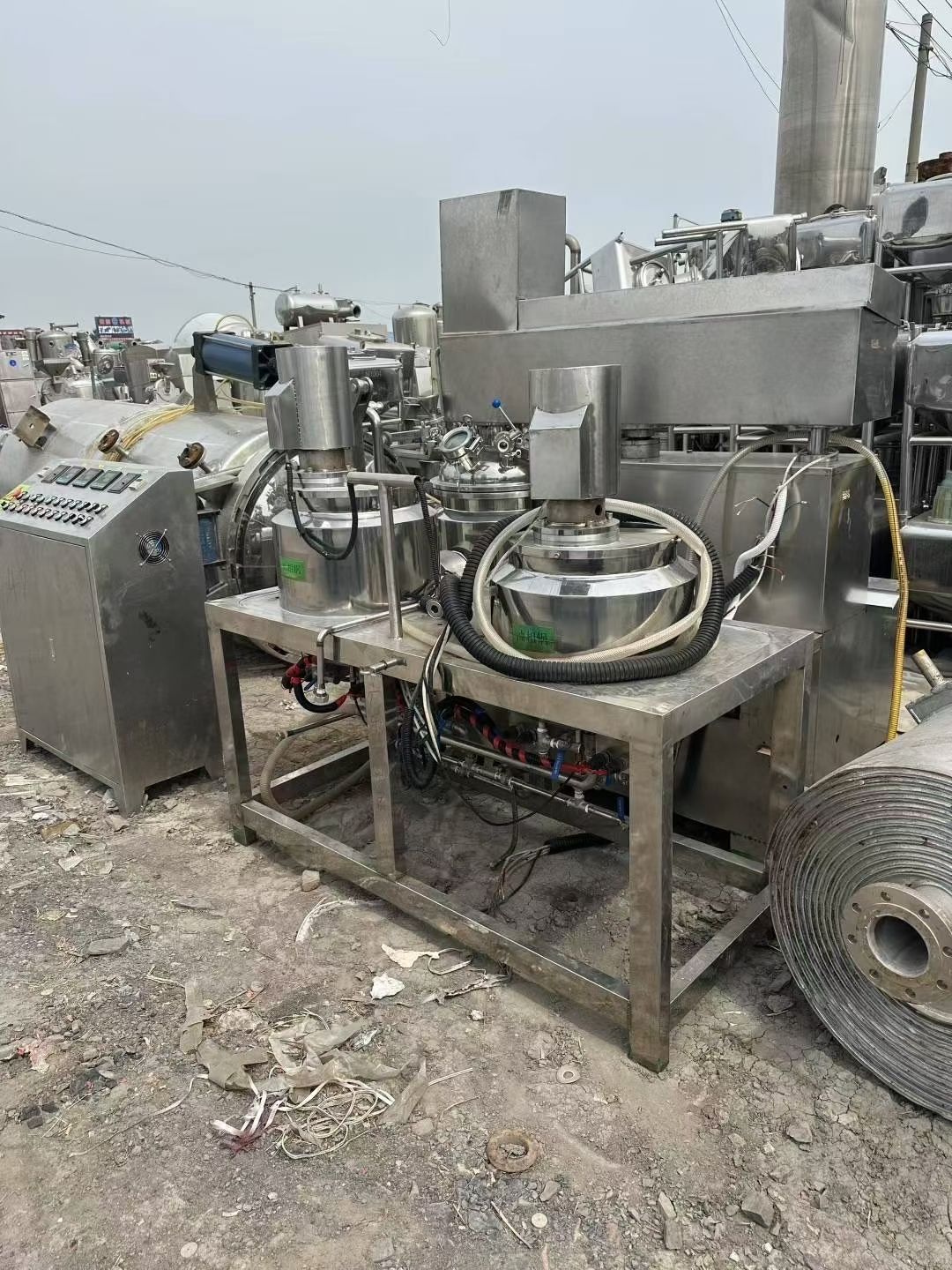 转让二手真空乳化机 一套容积100升蒸汽加热真空均质乳化机组