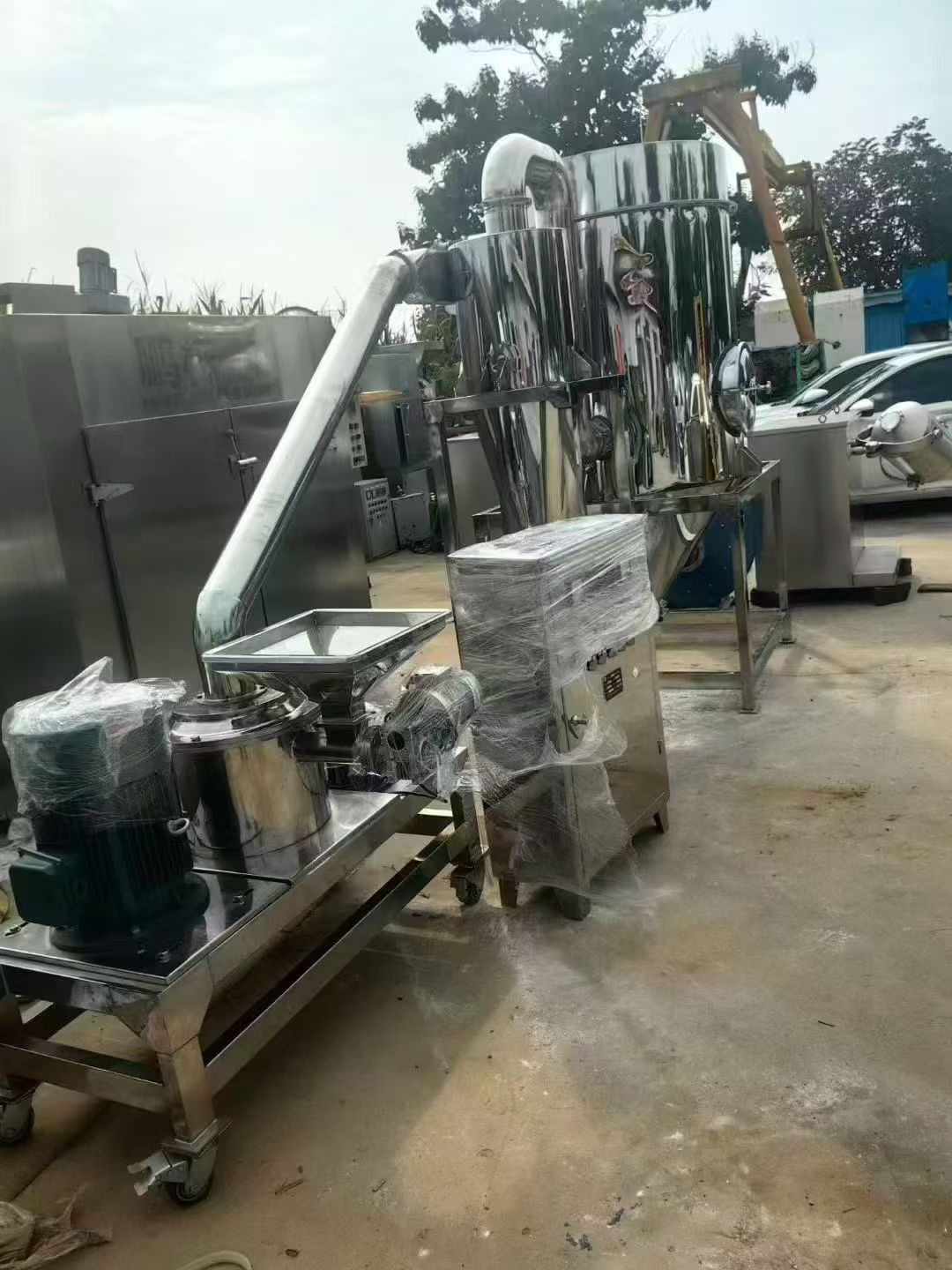 转让二手超威粉碎机 一套WFJ-15型高效超威粉碎机