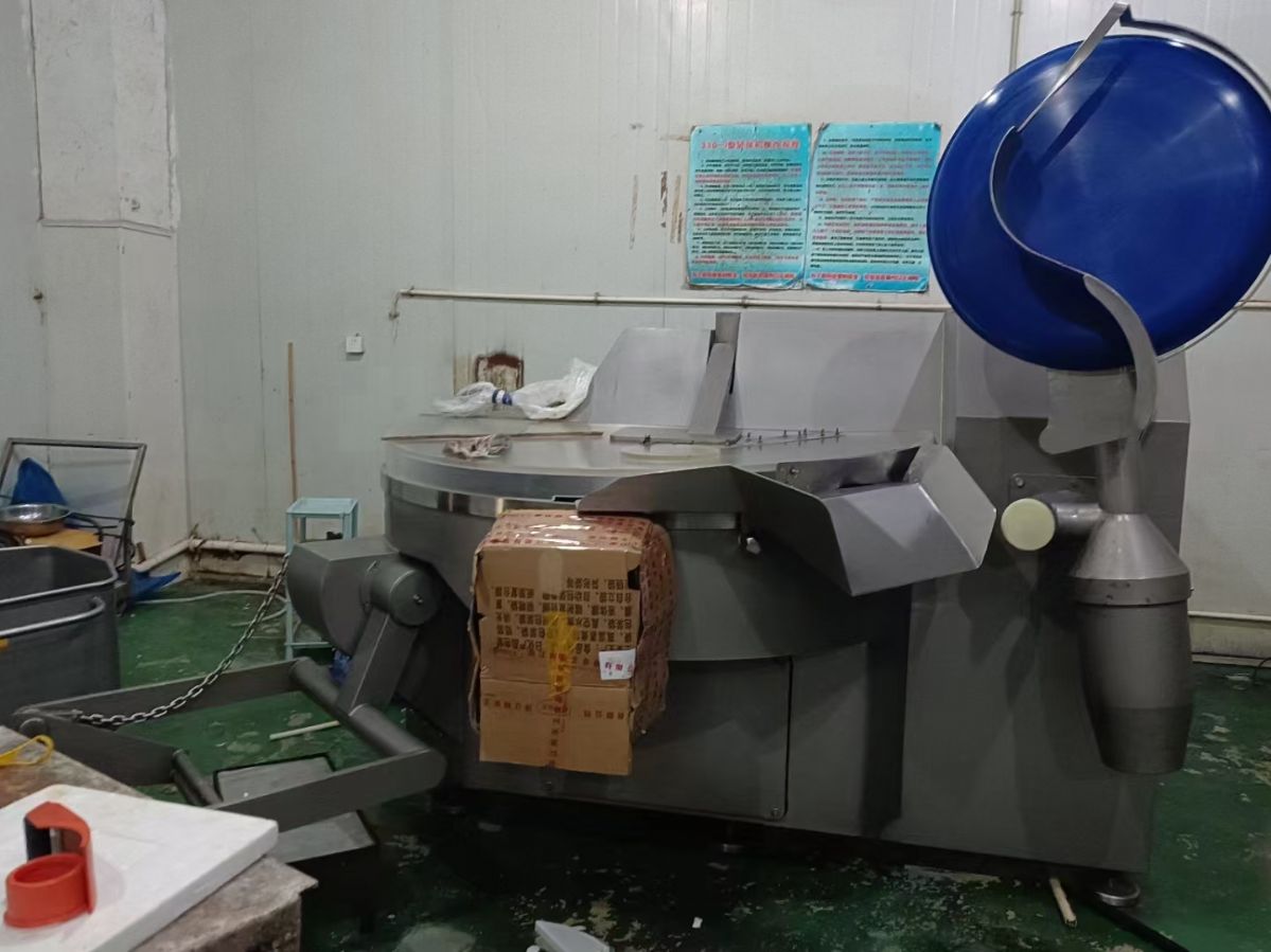 转让二手高速斩拌机 一台330型沈阳吉祥产高速变频斩拌机