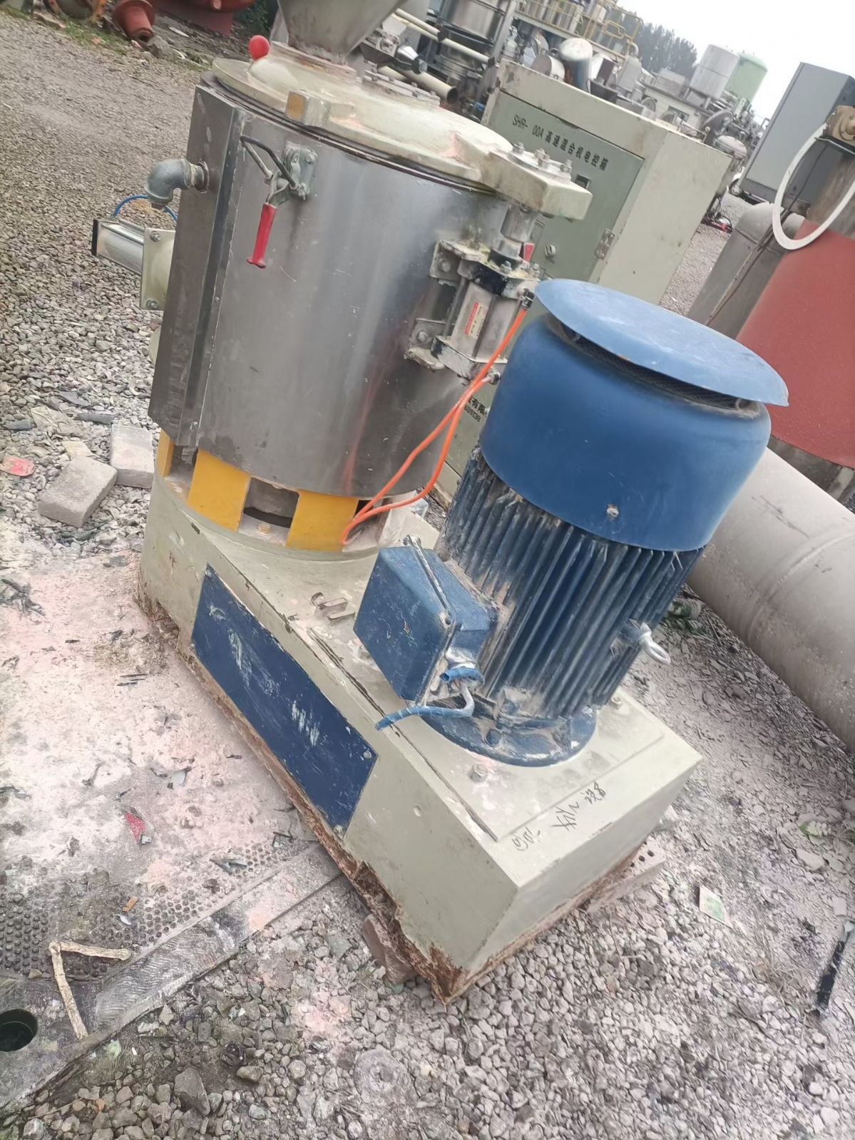 转让二手高速混合机 一台容积100升变频立式高速混合机