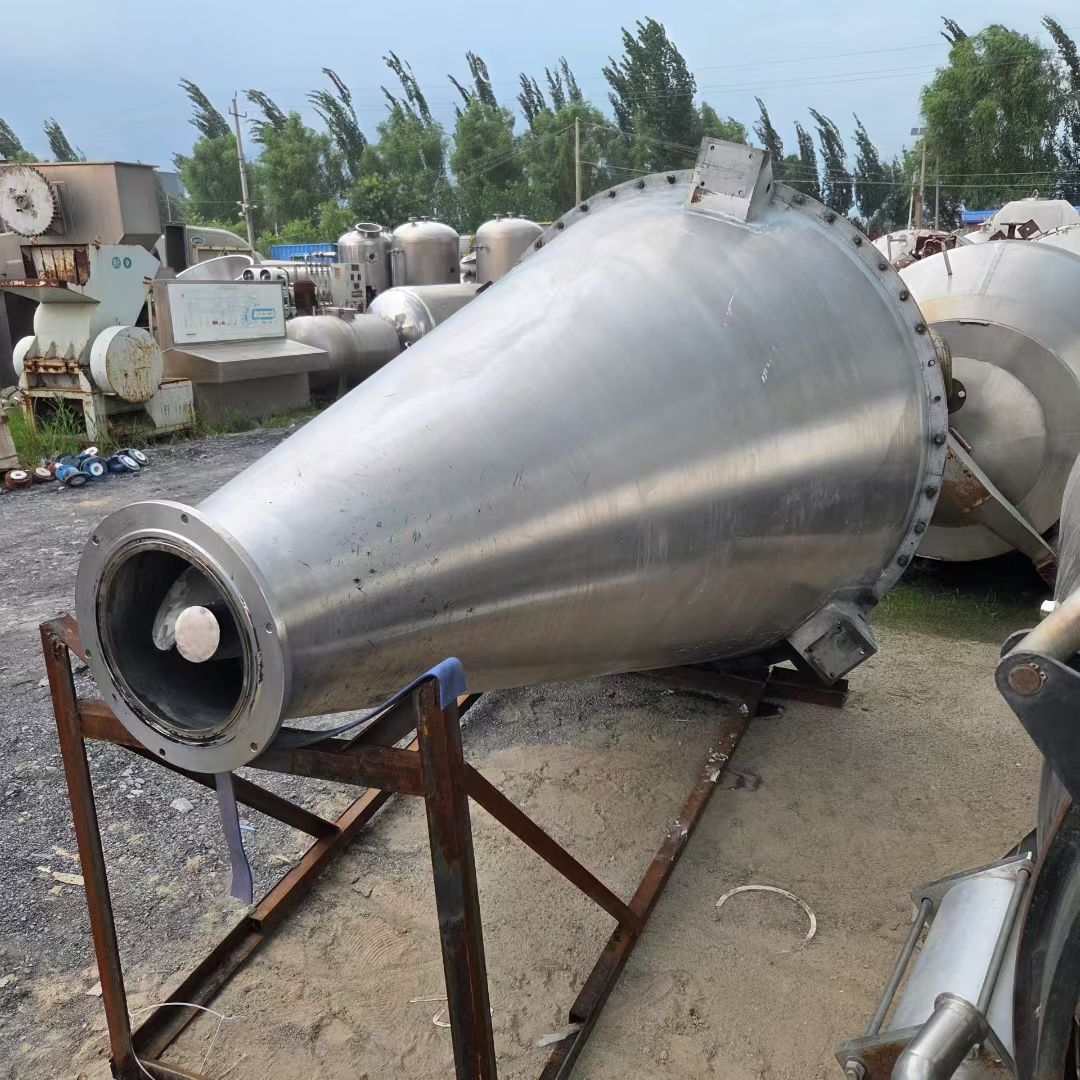 转让二手锥形混合机 一台容积2000升不锈钢双螺旋锥形混合机