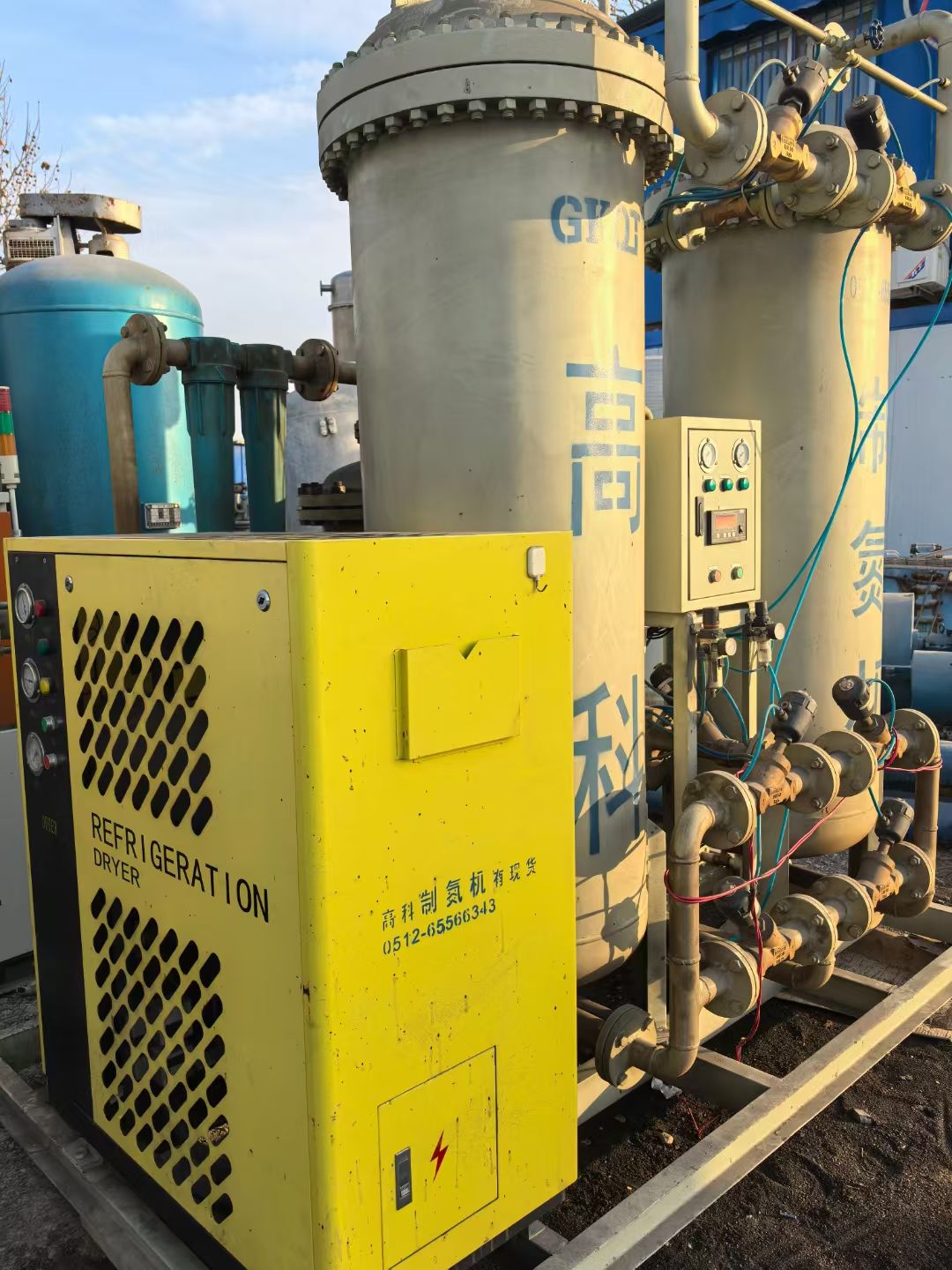 转让二手制氮机 一套容积30立方纯度99.999空气分离制氮机