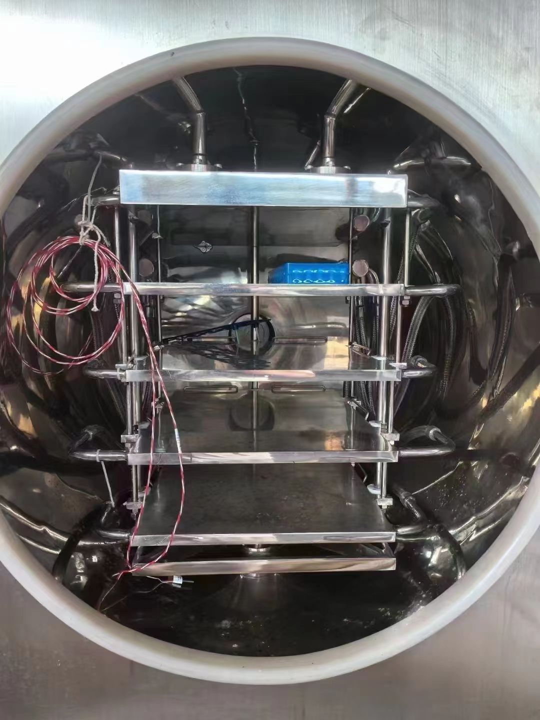 转让二手冷冻干燥机 一台0.5平方实验型东富龙产医用真空冷冻干燥机