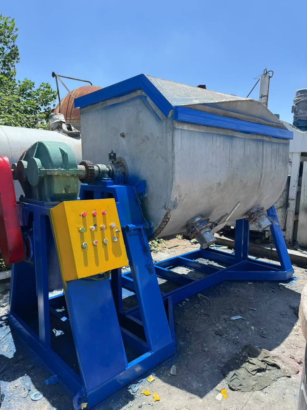 转让二手真石漆搅拌机 一台容积5立方全不锈钢翻缸真石漆搅拌机