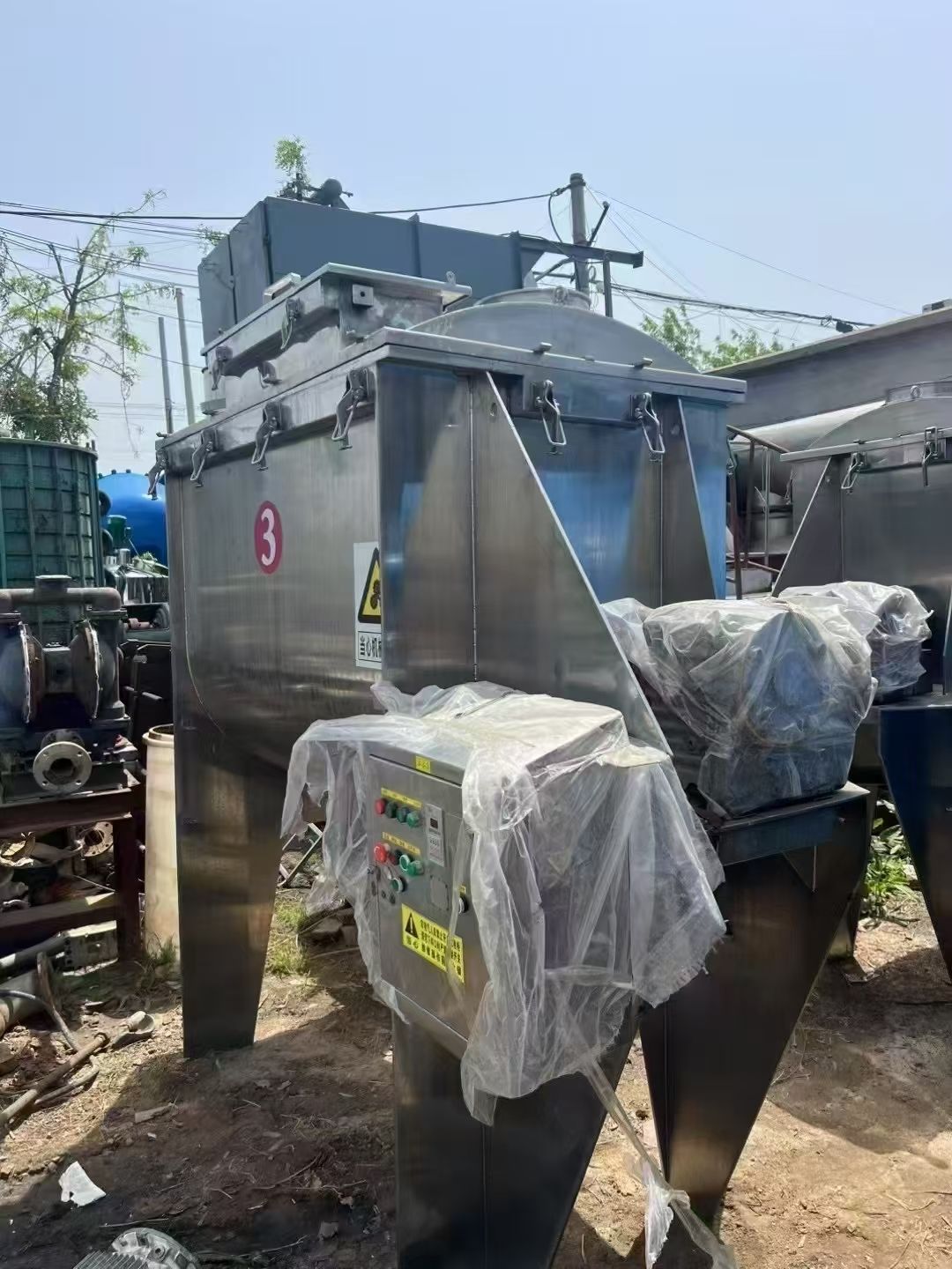转让二手螺带混合机 三台容积2立方食品级重型螺带混合机