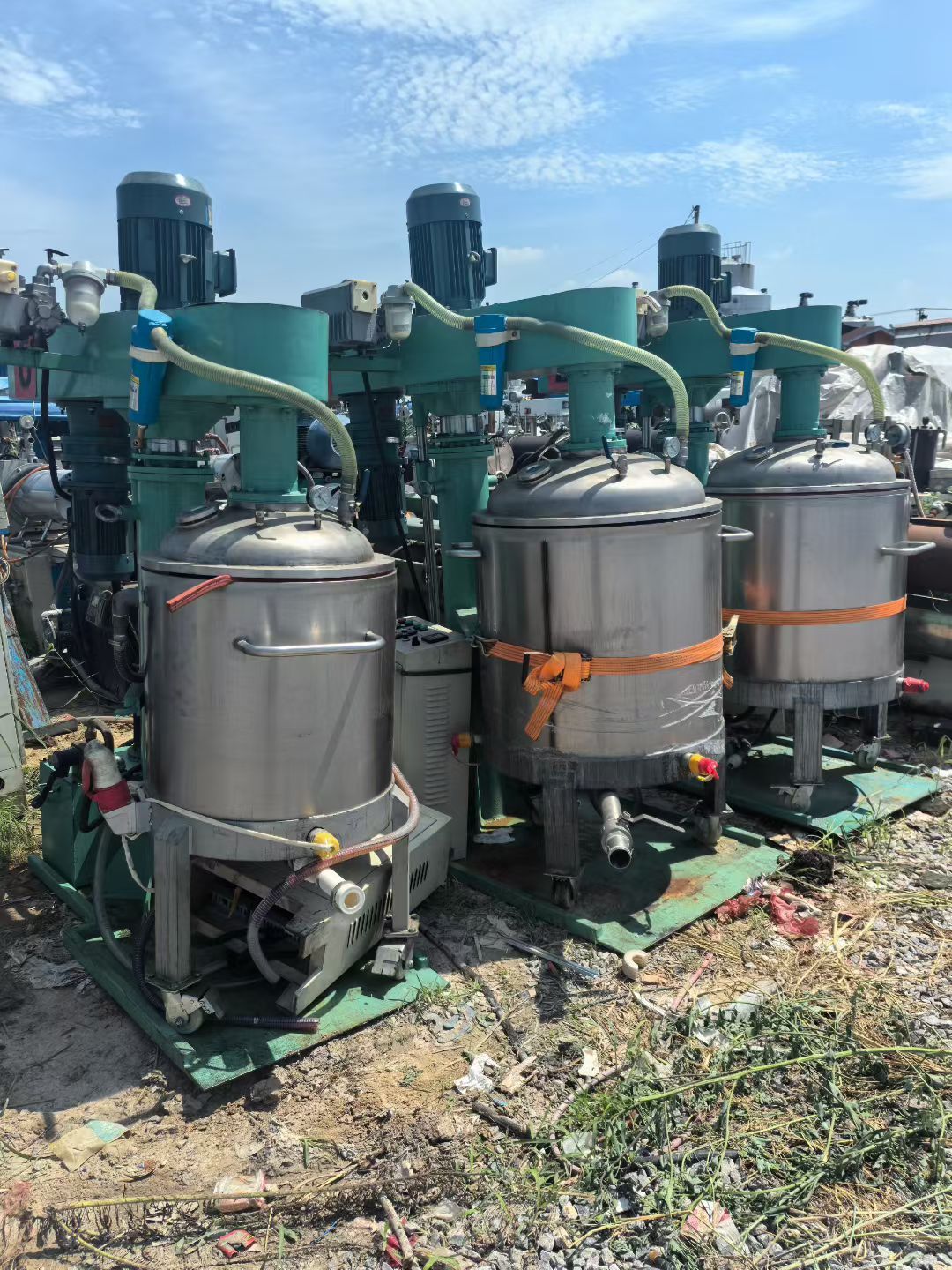 转让二手真空分散机 三台容积300升电加热刮壁真空分散机