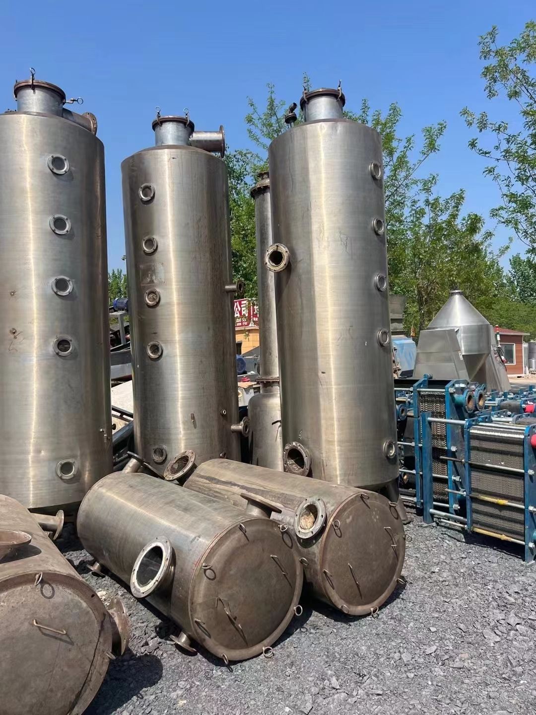 转让二手浓缩蒸发器 一套三效2000L多功能浓缩蒸发器