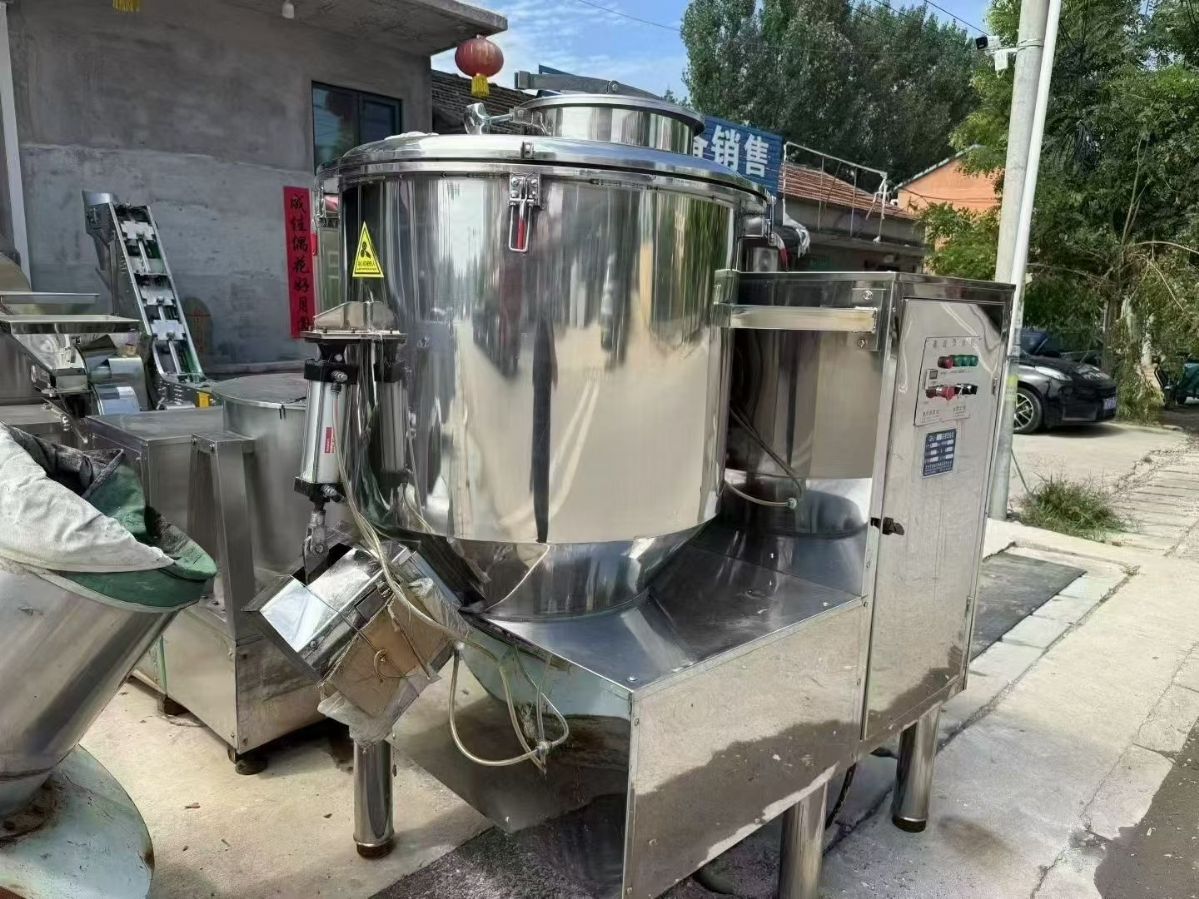 转让二手高速混合机 一台容积500升常州产食品级高速混合机
