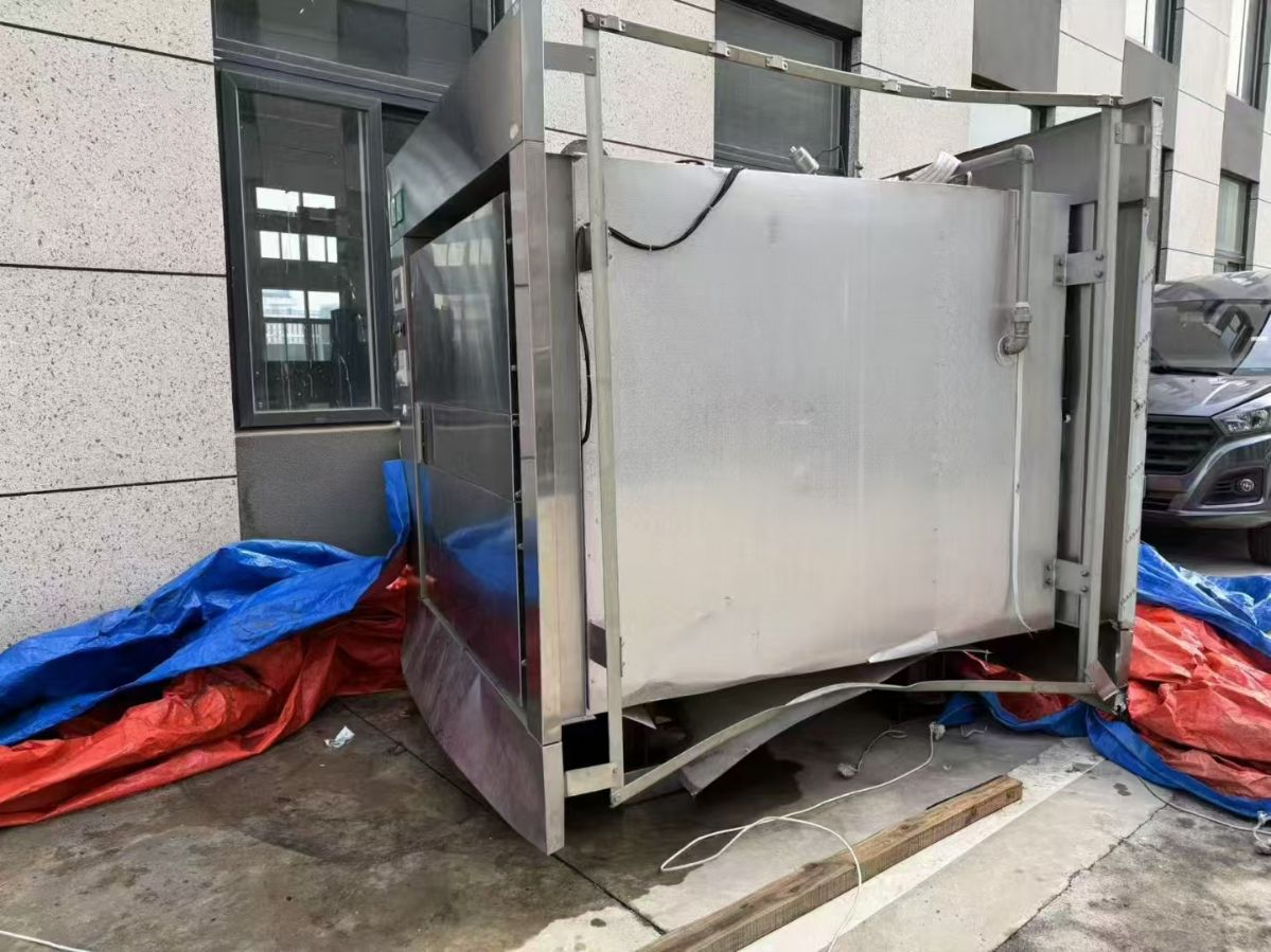 转让二手真空灭菌柜 一台容积2立方收到新华产脉动真空灭菌柜