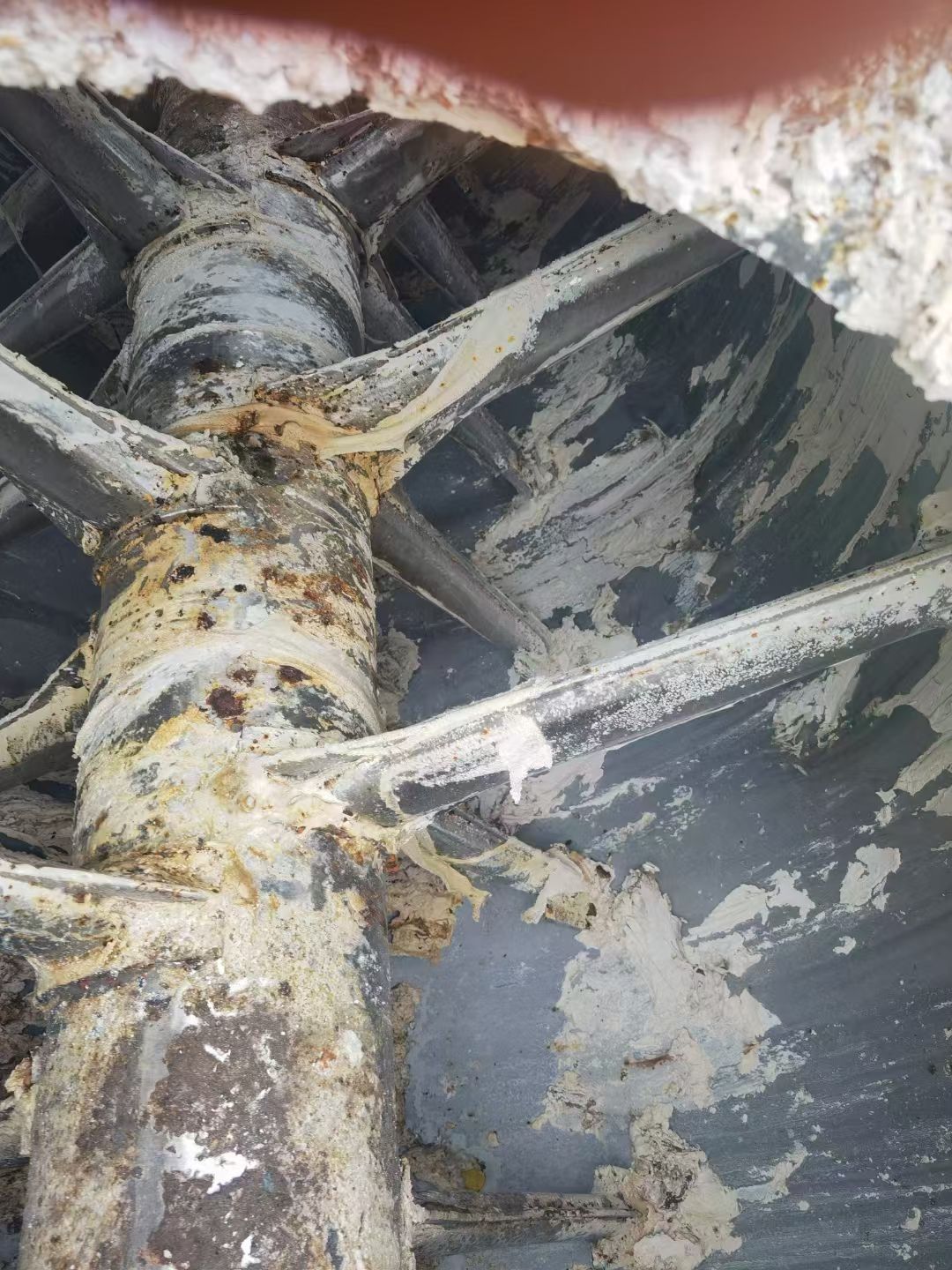转让二手耙式干燥机 两台容积10立方重型轴加热真空耙式干燥机