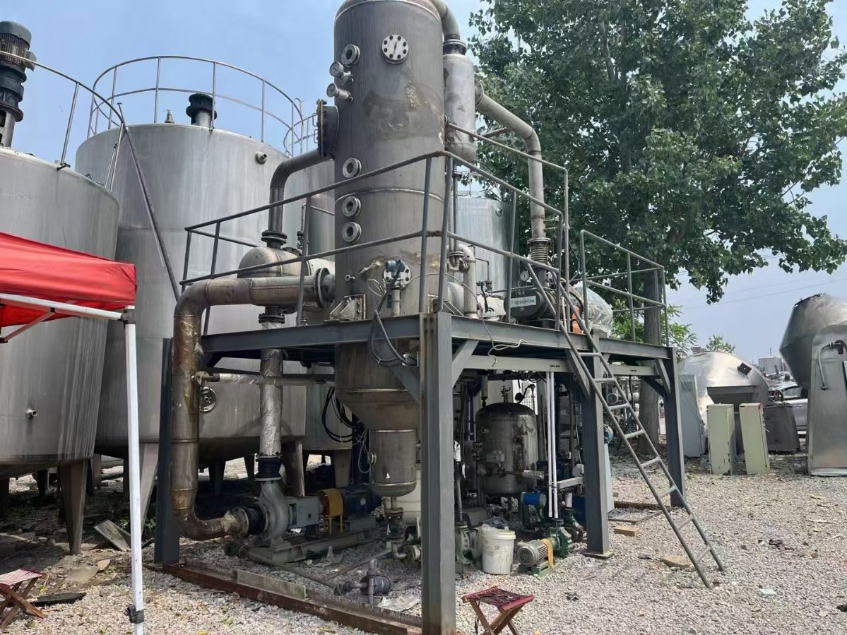 转让二手MVR蒸发器 一套容积500L撬装式钛材MVR蒸发器