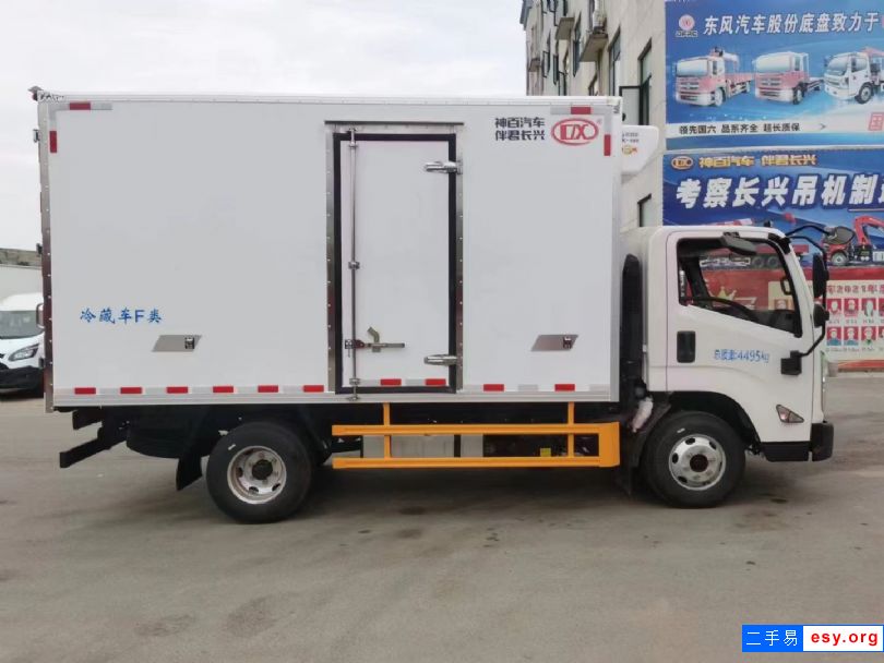 出售国六江铃4.2米冷藏车 不超重包上牌可按揭