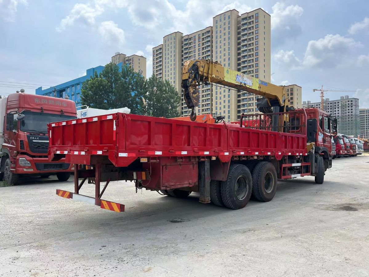 低价出售6.3吨8吨12吨14吨随车吊 国五国六二手