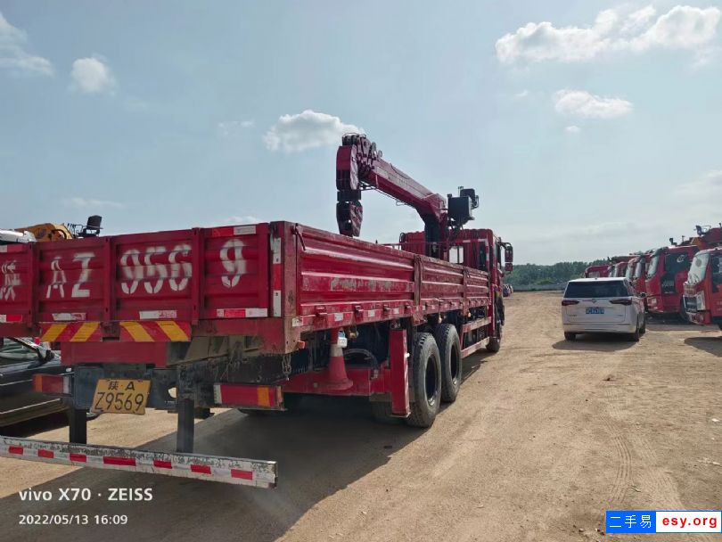 精品后双桥12吨随车吊 低价卖可按揭