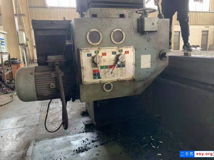 出售二手上海台凌XT1000x4000台式重型铣镗床二手铣镗床