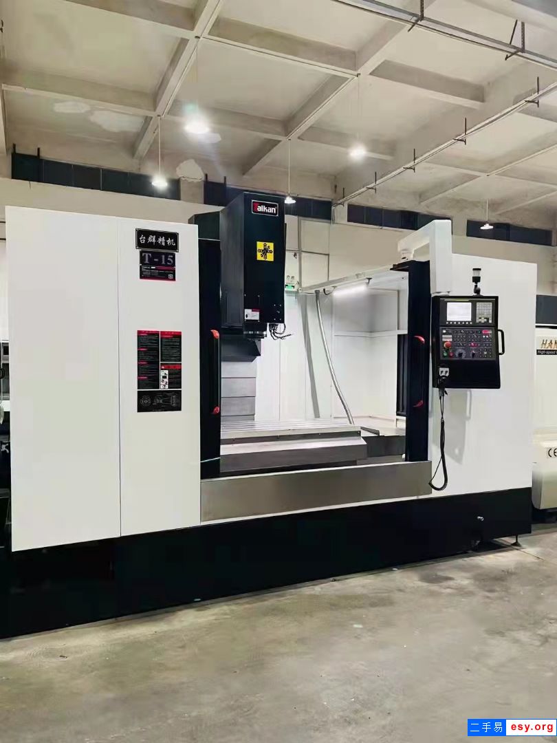  Sold second-hand Taiqun 1580 CNC milling machine, second-hand T-15 CNC milling Fanuc MF system