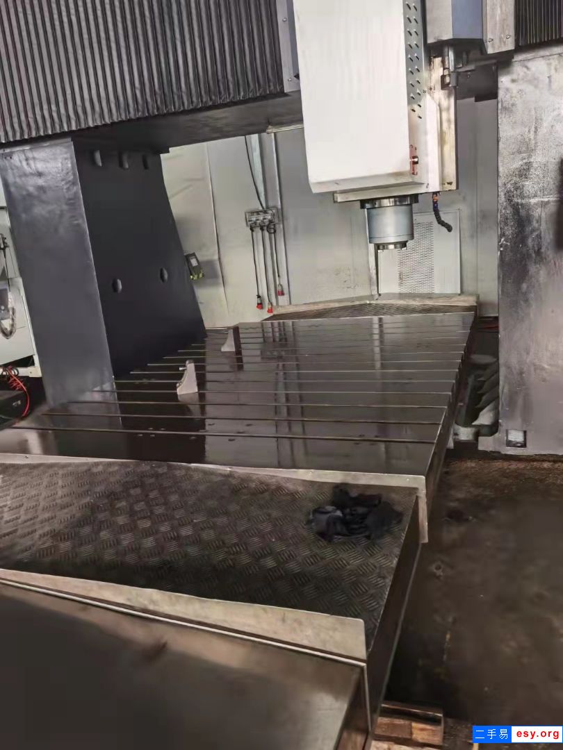 转让二手南京佳有A3024龙门加工中心二手龙门