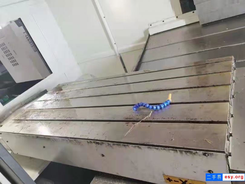 出售二手台湾原装爱格玛VMC-168重型数控铣带液压站