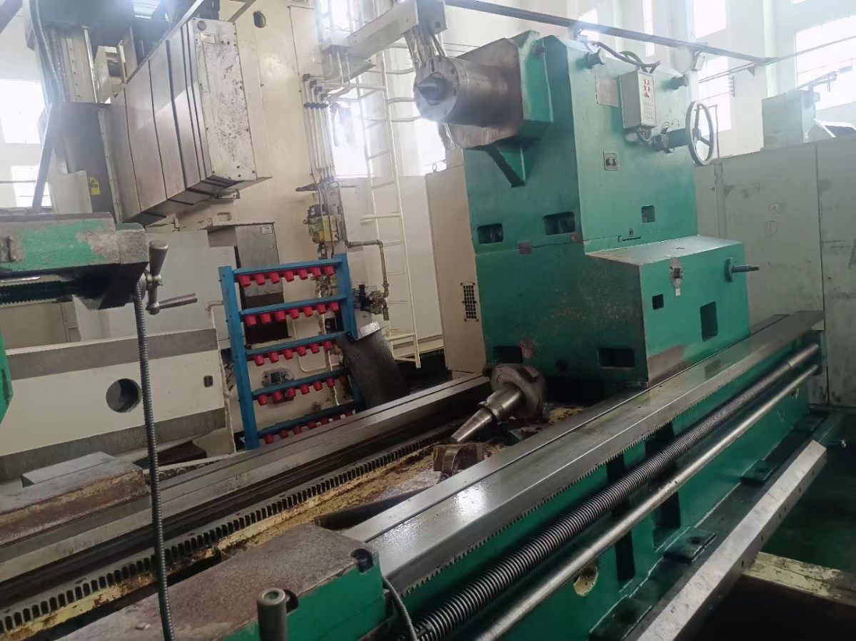 出售星火CW61250x5米卧式车床导轨宽度1.1米