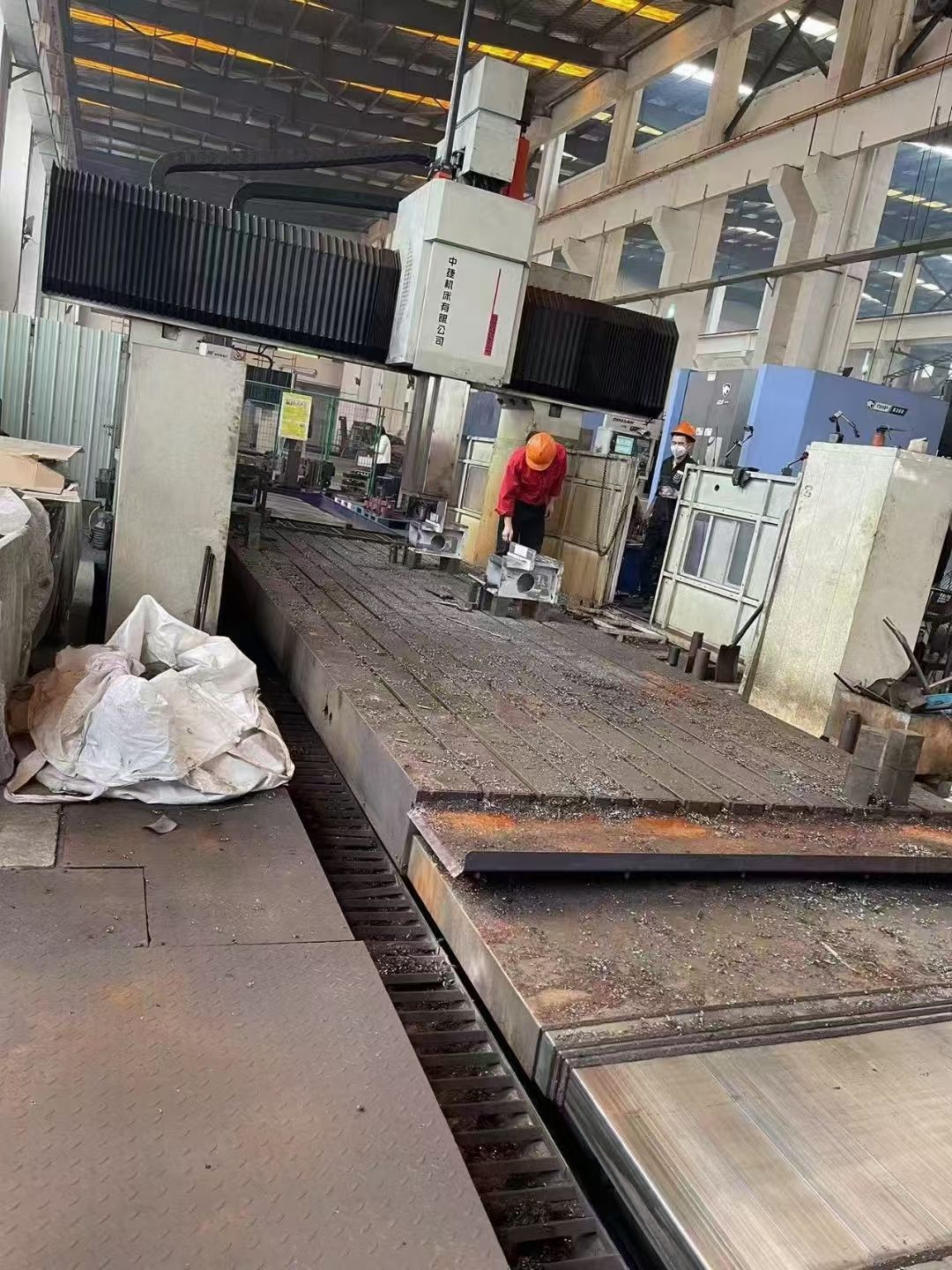 出售二手中捷GMC2580RV龙门加工中心龙门高1.8米