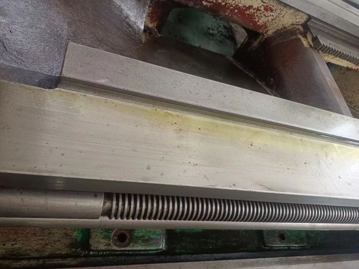 出售星火CW61250x5米卧式车床导轨宽度1.1米