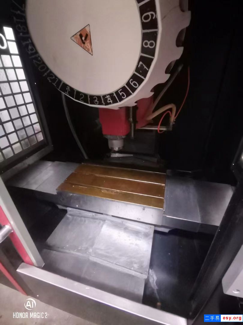 处理二手巨冈CTT-500钻攻中心二手巨冈钻工中心