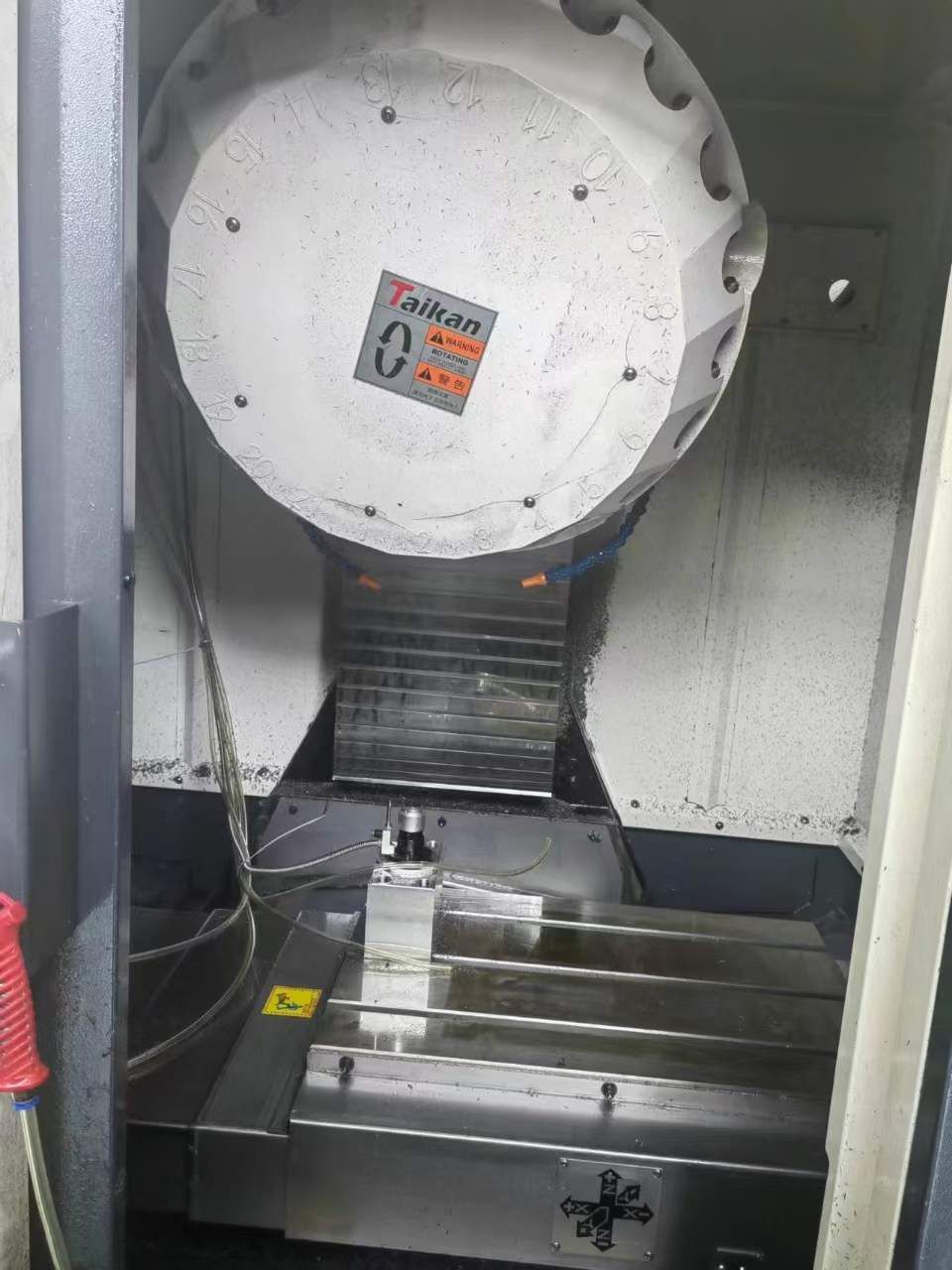 出售二手台群T-500S钻攻中心主轴转速24000三菱M80系统