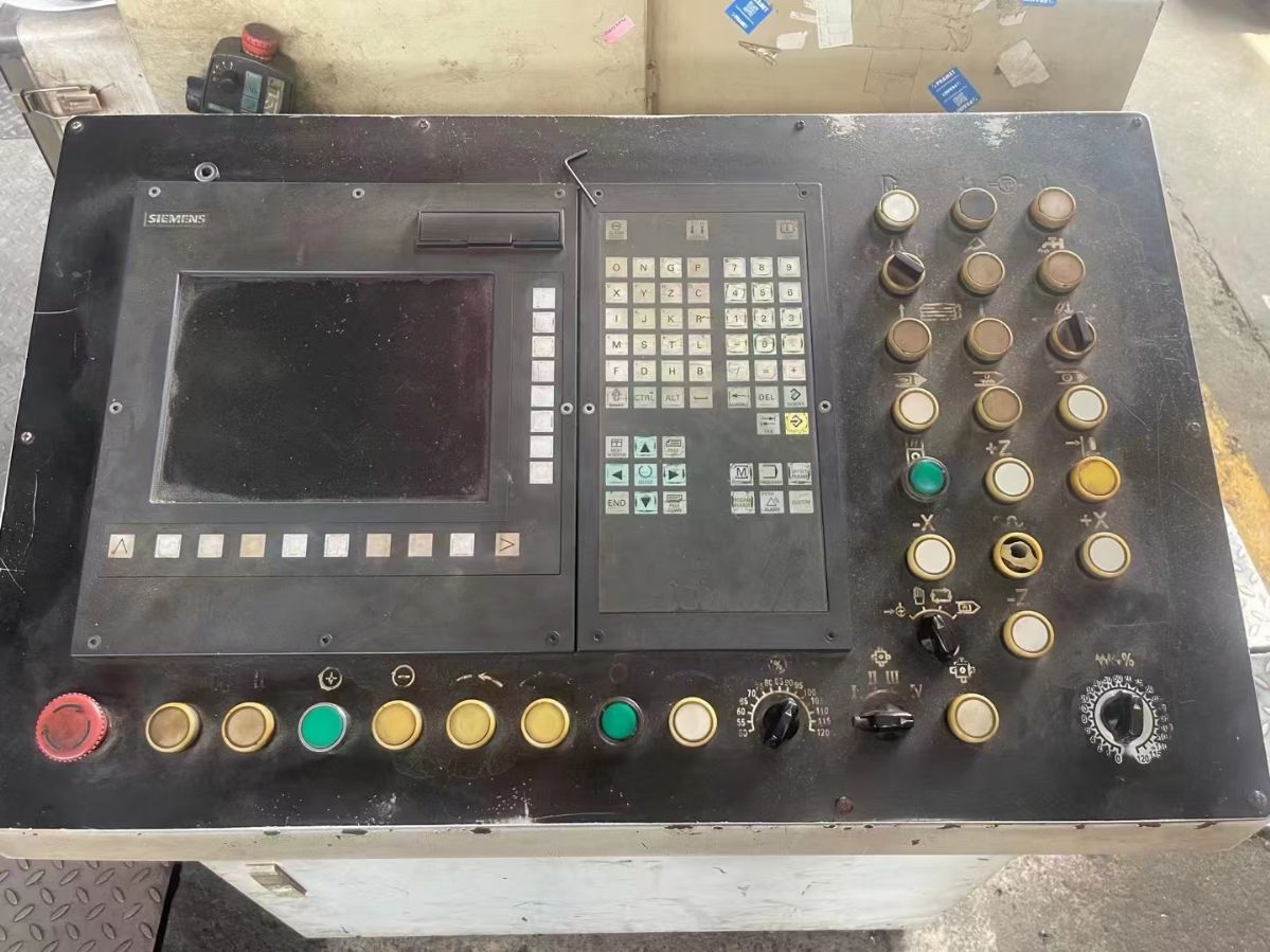 处理二手齐重DVT315x20-32Q-NC数控立式车床卡盘直径283