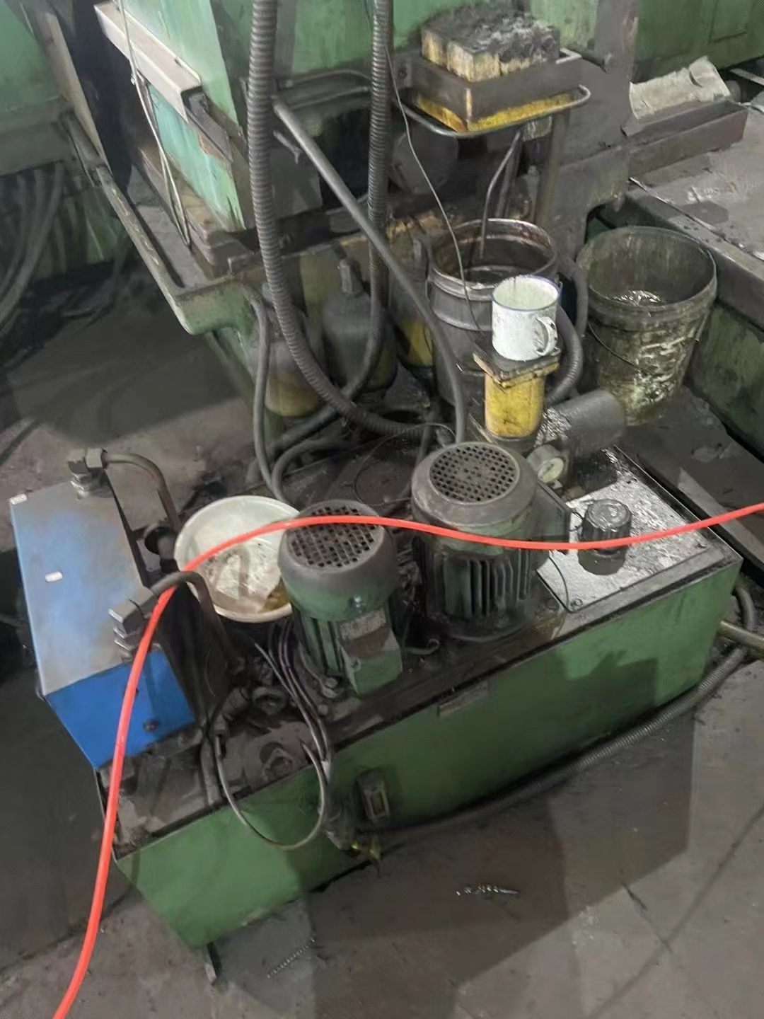 出售二手上海M1380x5000-H外圆磨床工件重量3000