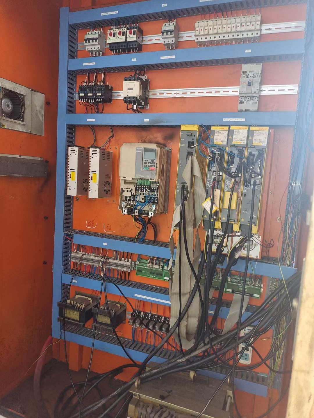 转让南京二机Y5132CNC数控插齿机发那么Oi-MD系统