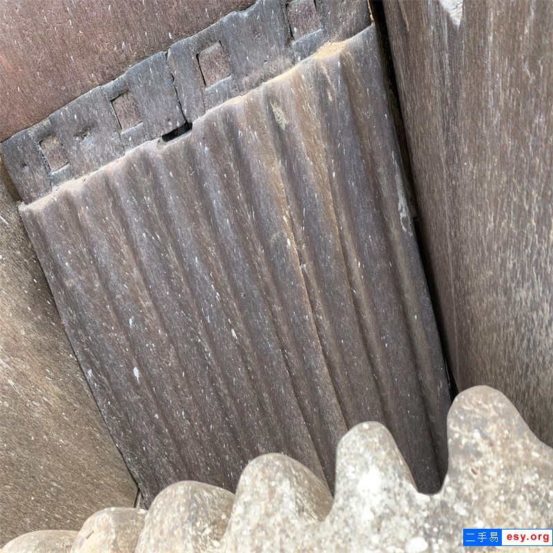 出售上海建设路桥600*900二手破碎机，产量大，价格合理！