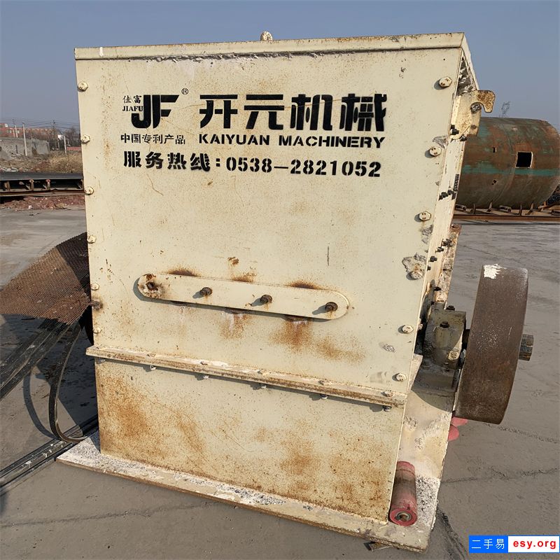 转让1010二手箱式破碎机，安装少用，9成新，大厂设备。