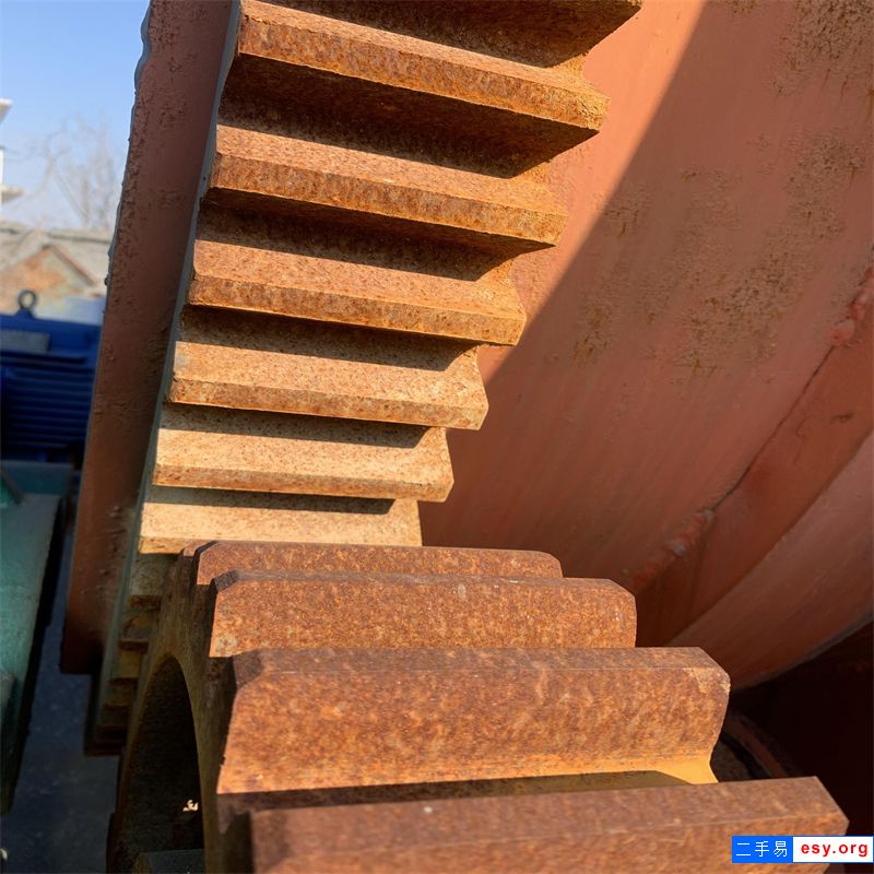 出售一台二手1.8*8米无轴滚筒筛，9.8成新，价格不高