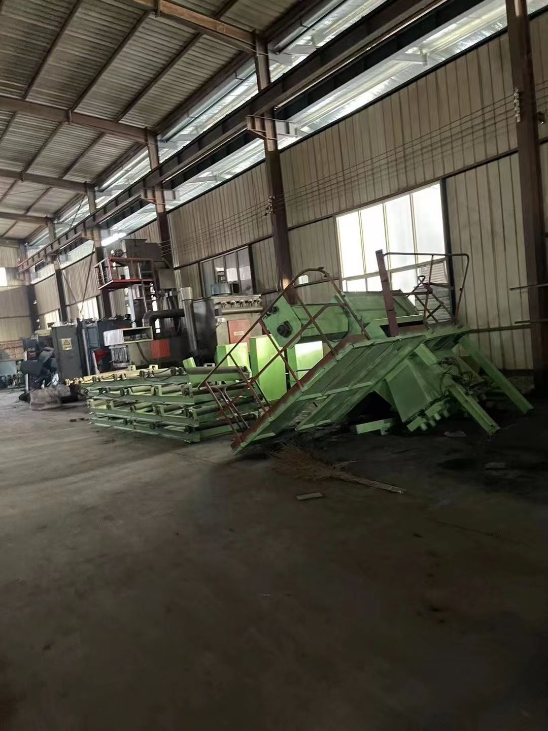 青岛黄河产钢结构专用通过抛丸机低价出售，款一米三，高两米